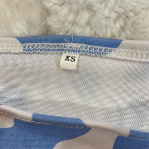 Color changing bottoms - Picture 2 of 3